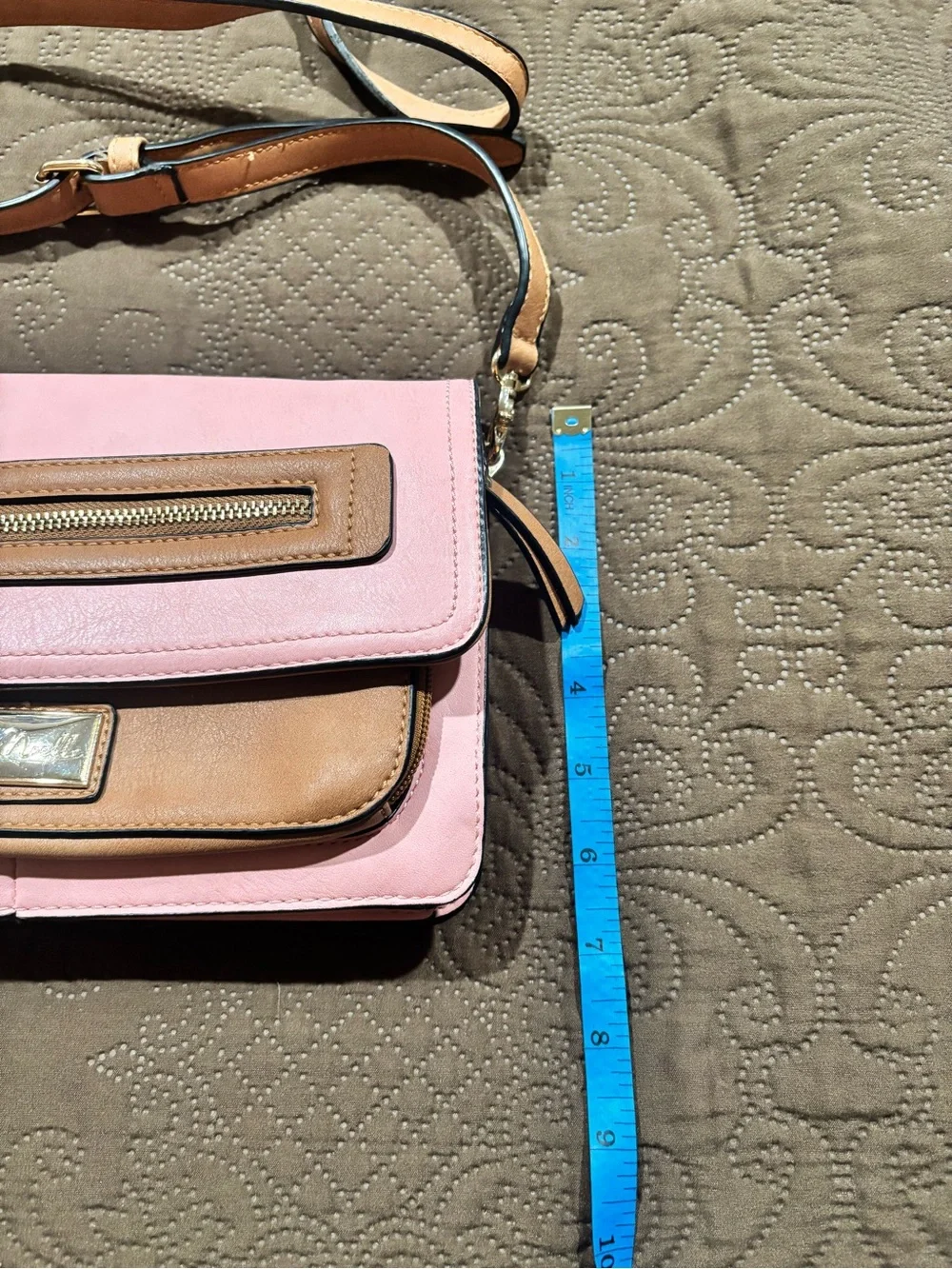 Simply Noelle compact crossbody